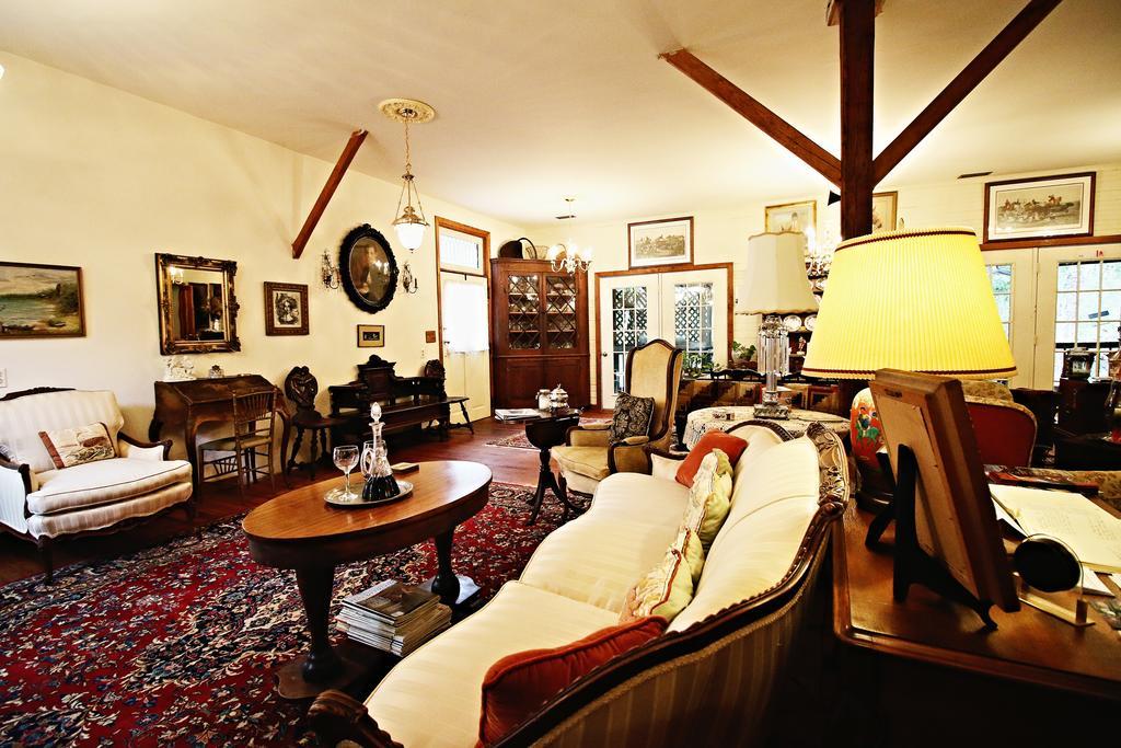 Ebenezer House Bed & Breakfast Burtonsville Ngoại thất bức ảnh