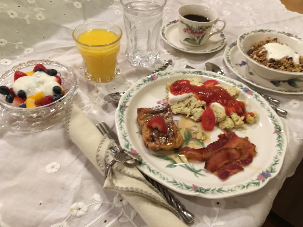 Ebenezer House Bed & Breakfast Burtonsville Ngoại thất bức ảnh