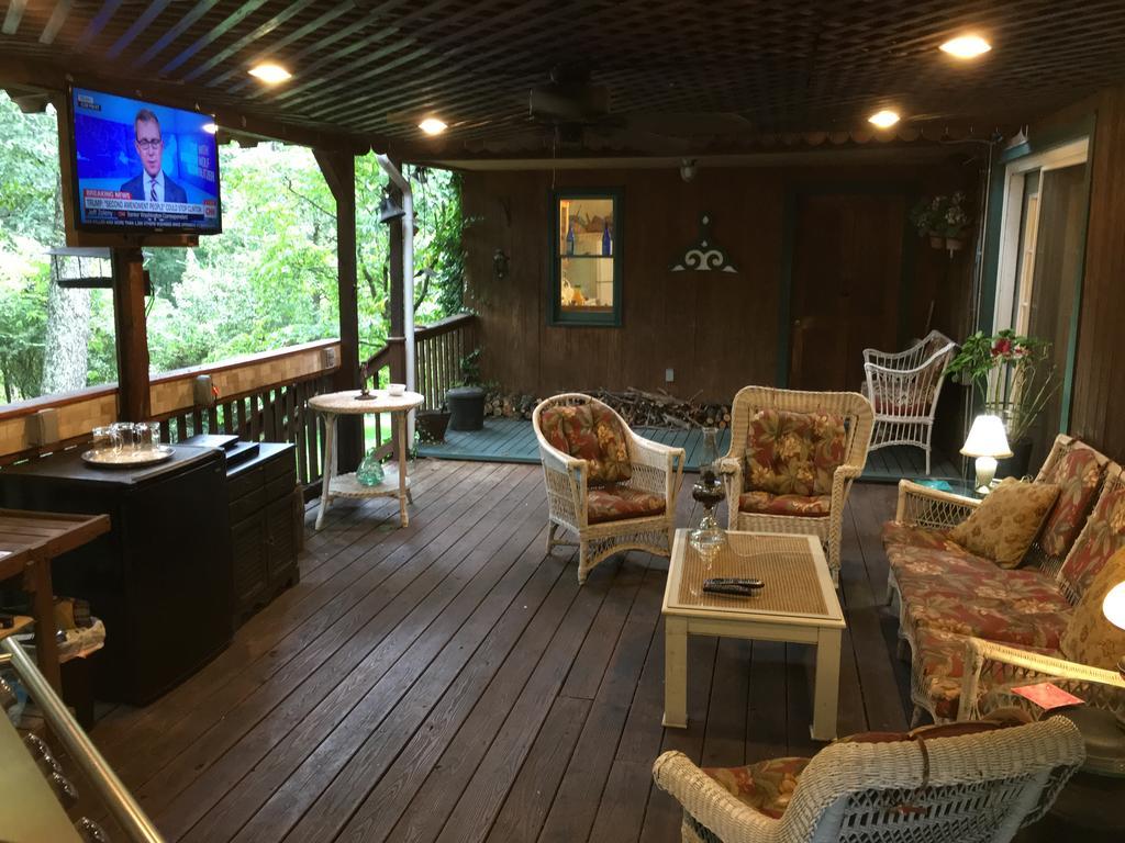 Ebenezer House Bed & Breakfast Burtonsville Ngoại thất bức ảnh