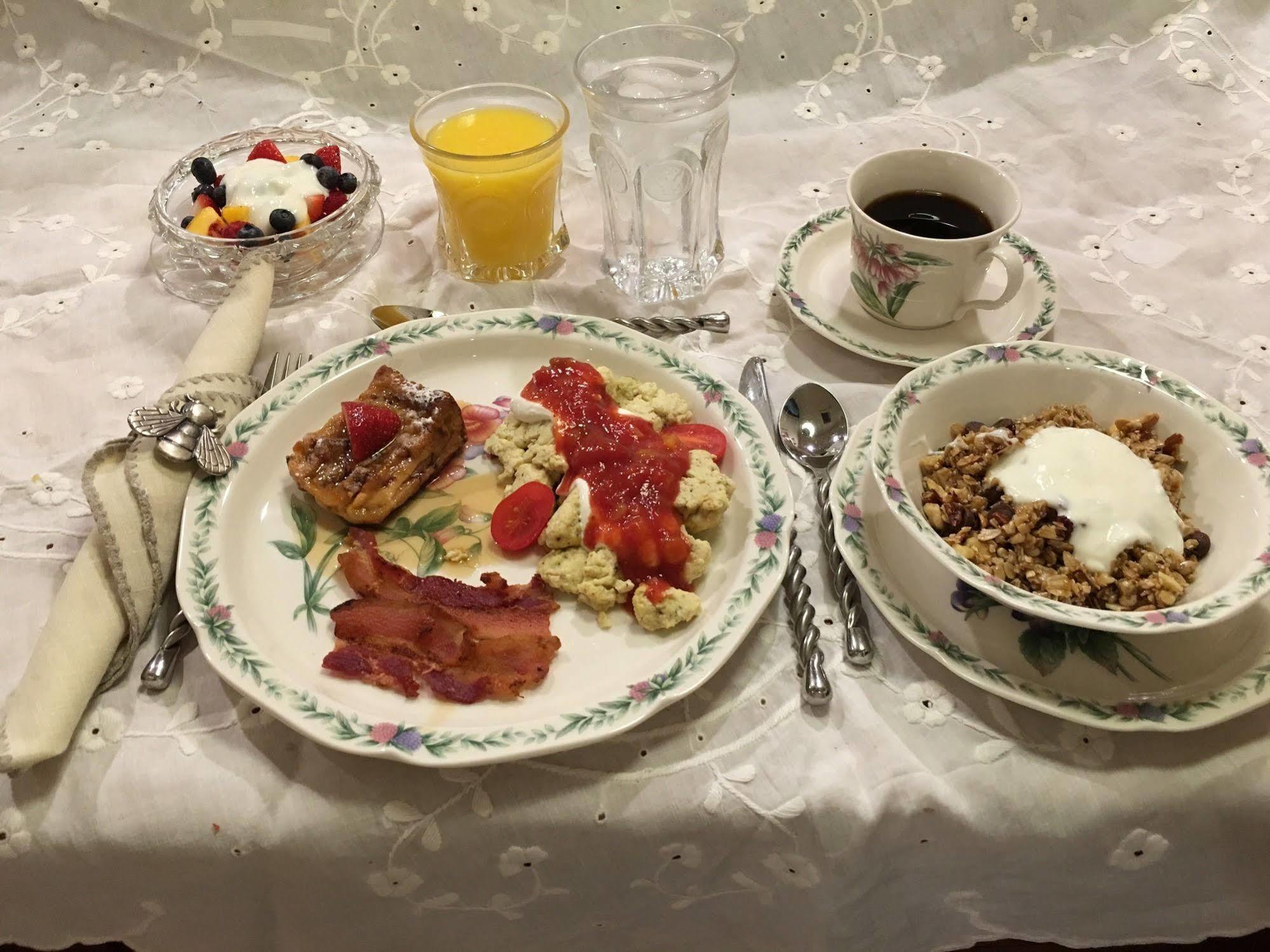Ebenezer House Bed & Breakfast Burtonsville Ngoại thất bức ảnh